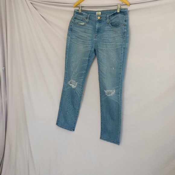 J.CREW WOMEN SLIM BROKEN IN BOYFRIEND JEANS w30 /Medium wash blue/90%cotton - Picture 2 of 9